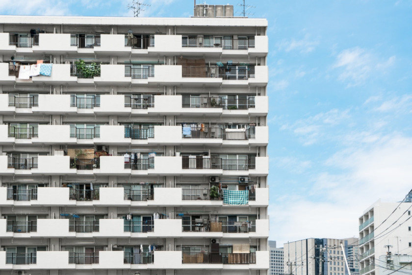 foreign family buys a house in Japan Foreign family buys a house in Japan