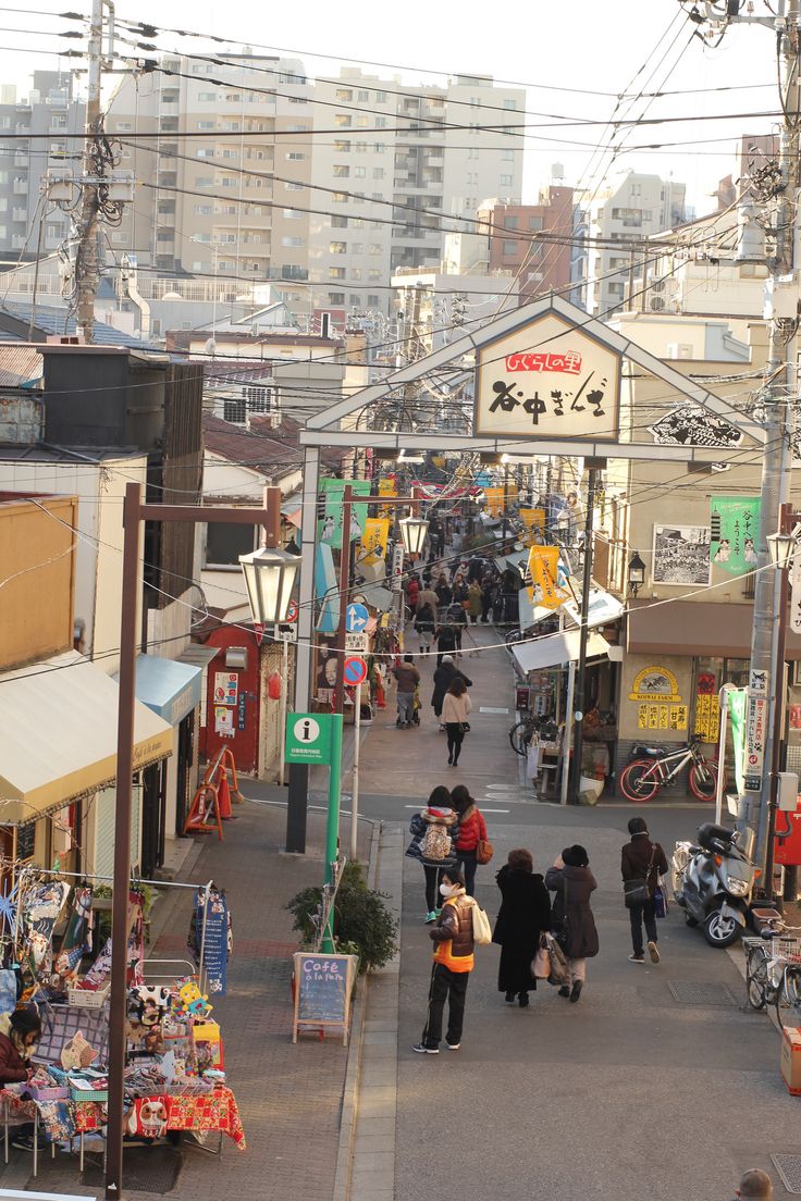 Living in Nippori & Yanaka Ginza, Tokyo: The Complete Guide for Expats and Students (2026)